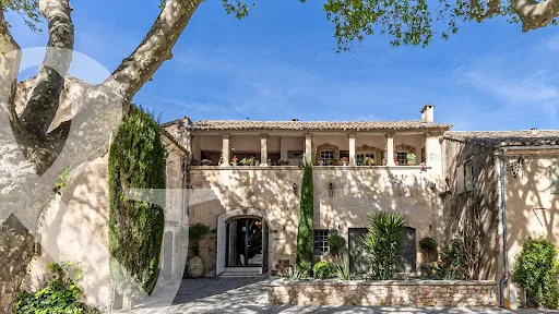 Propriété 662 m²