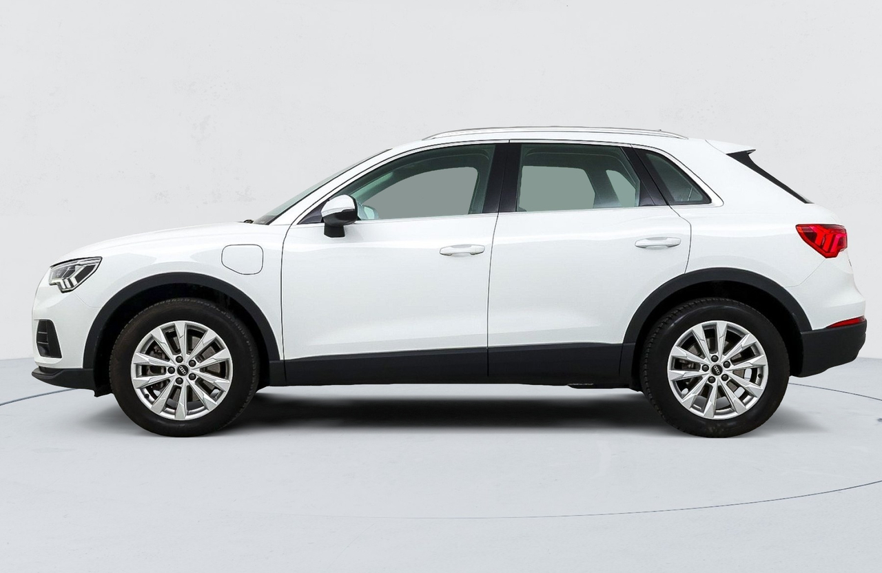 Audi Q3 — photo 2