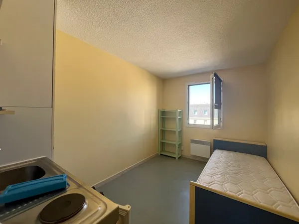 Appartement 1 pièce 13 m²
