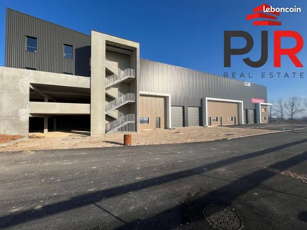 Local 1543 m² Ludres