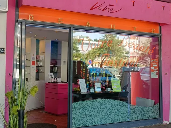 Brest-Patinoire À vendre local+ murs commerciaux 41m2 libre