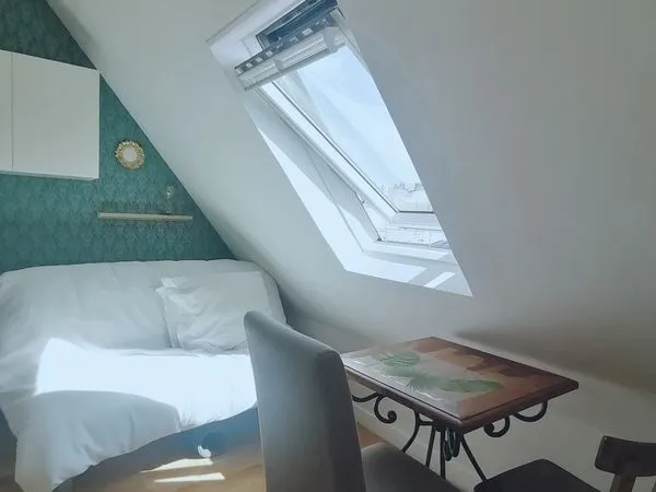 Vend Studette Paris 9ème