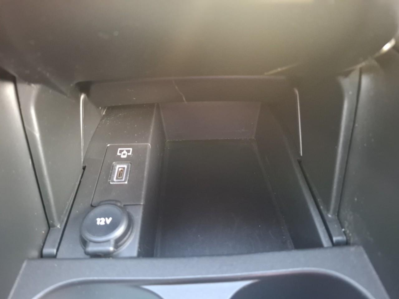 Ds Ds 4 e-tense 225ch rivoli — photo 22