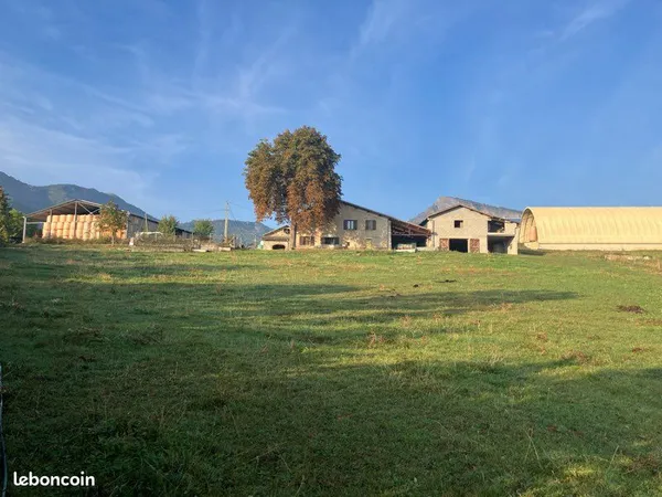 Maison meublée de caractère - calme et nature - Turriers
