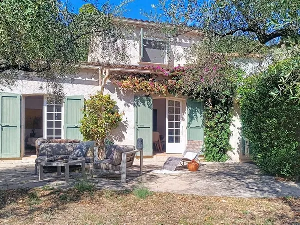 Maison 3 pièces 146 m²