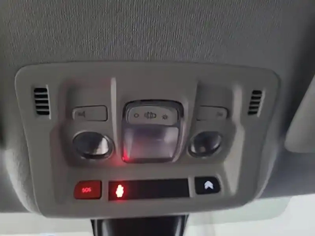 Citroën C3 bluehdi 100 s&amp;s bvm6 — photo 54