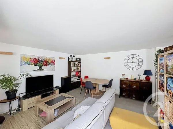 Appartement 4 pièces 81 m²