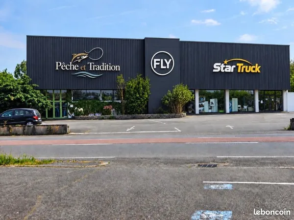 À louer locaux commerciaux, modulable route de lourdes odos