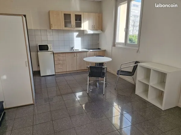 Charmant T1/Studio de 28 m² - Calme & Lumineux - Proche IUT & Centre-ville