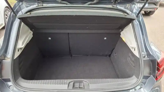 Renault Clio blue dci 85 — photo 34