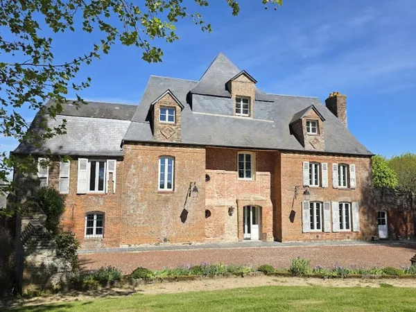 Manoir 20 pièces 700 m²
