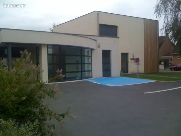 À louer local / cellule dans maison médicale