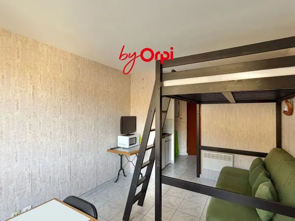 Studio 1 pièce 19 m²