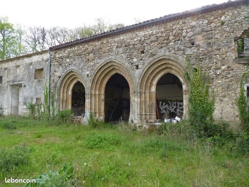 Photo 2