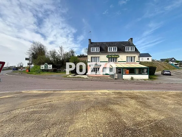 Quettreville sur Sienne, Murs commerciaux ou artisanat, ancien restaurant et grand logement, Emplace