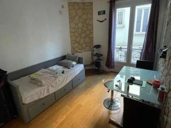 Studio meublé 10 rue lamarck à 100 m du sacré