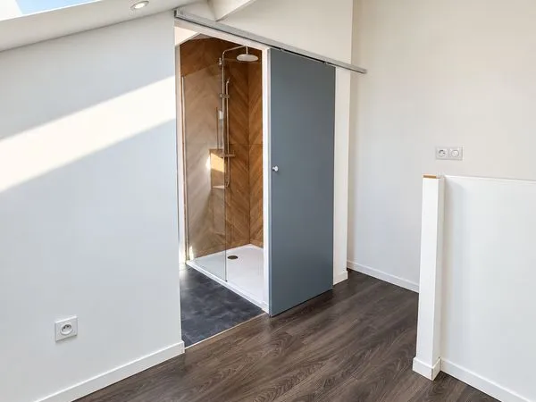 T2 BIS / DUPLEX AVEC MEZZANINE - 45 m² AU SOL - CLIMATISATION