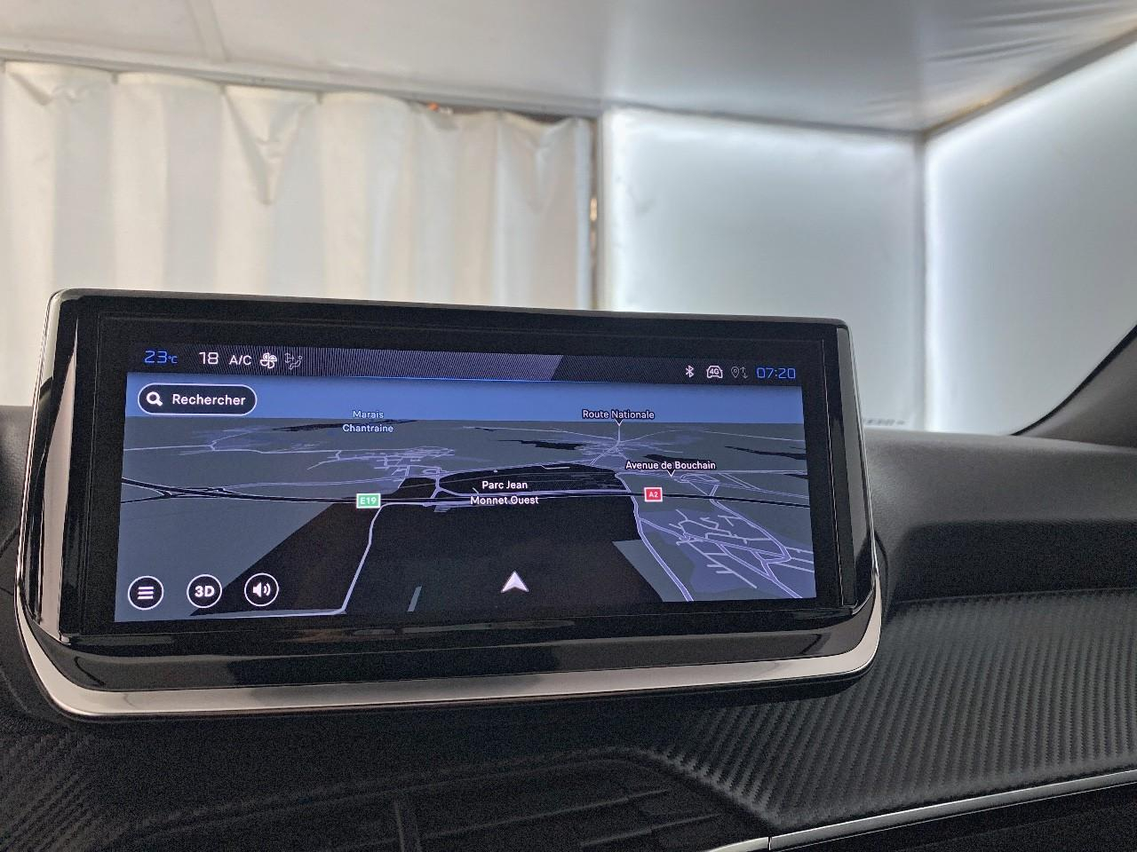 Peugeot 2008 hybrid 145 ch e-dcs6 allure — photo 14