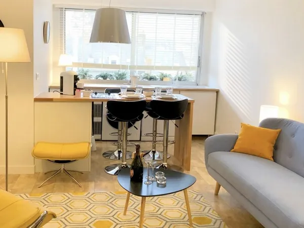 Loue chambre en colocation dans appartement