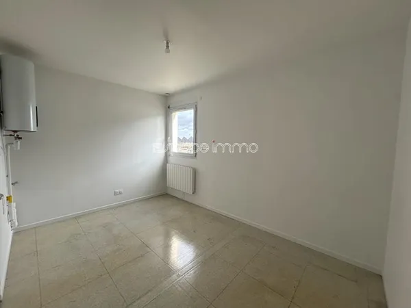 STUDIO AVEC PARKING GRAND QUEVILLY