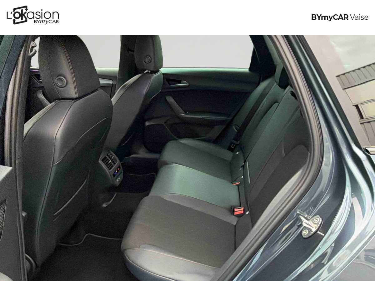 Cupra Leon Sportstourer 1.5 eTSI Hybrid 150 ch DSG7 — photo 12