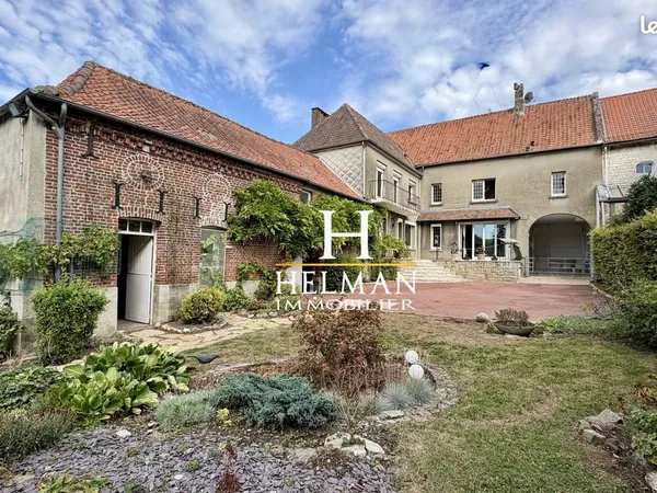 Maison 7 pièces 212 m²