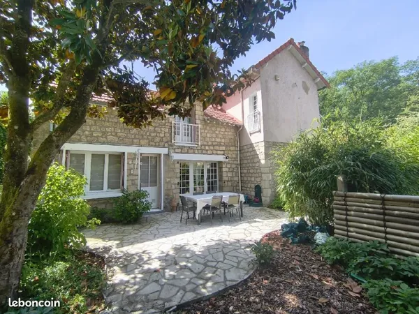 Maison 6 pièces 160 m²
