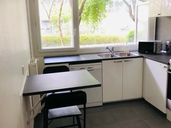 Chambre meublée en colocation - Lormont - 450 tout compris - Tram A