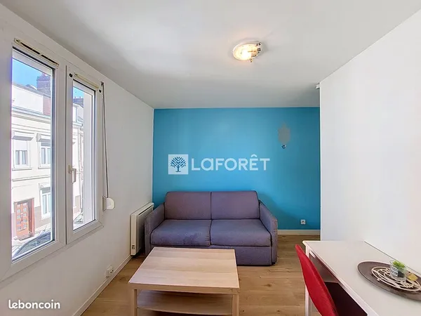 Studio 1 pièce 12 m²