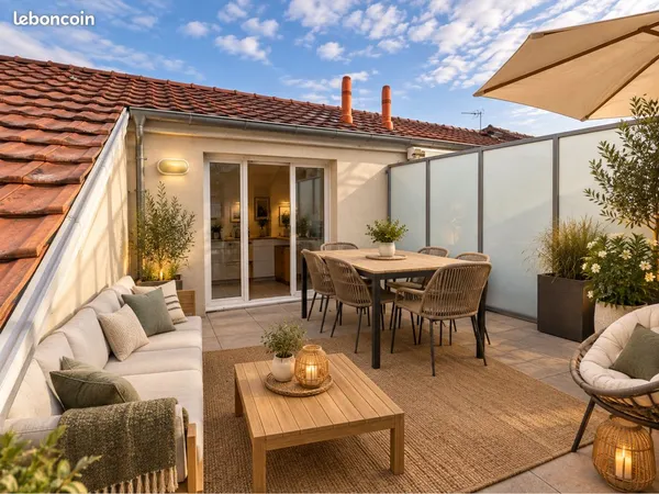 Dernier étage- Traversant - Terrasse