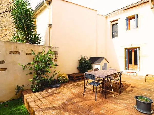 Maison de village rénovée 205 m2 - spacieuse - coup de coeur