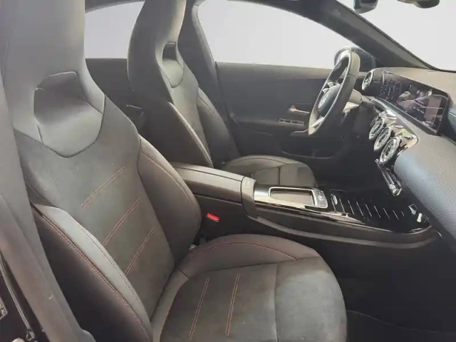 Mercedes Cla 220 d coupé amg line — photo 2