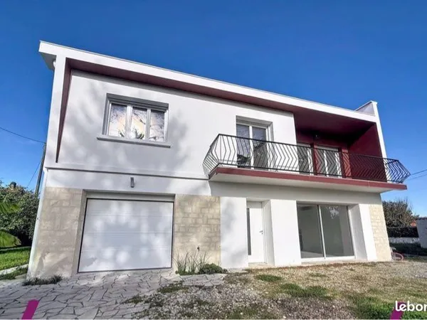 Maison entièrement rénovée/ parcelle 1200m2 divisible et constructible