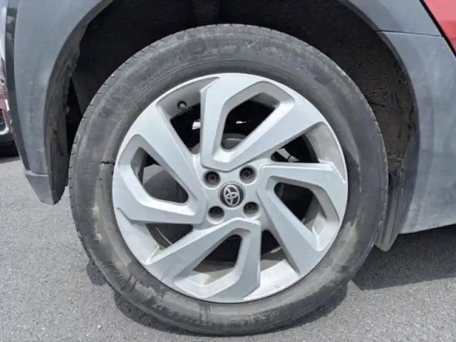 Toyota Aygo X 1.0 vvt-i 72ch air design s-cvt — photo 8