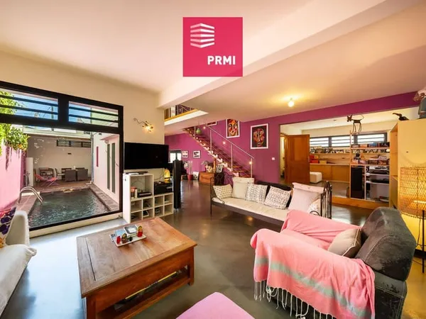 Villa 6 pièces 205 m²