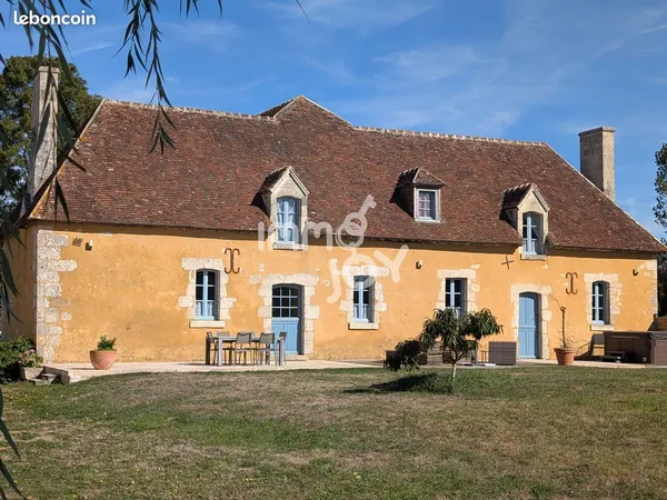 Maison 8 pièces 247 m²