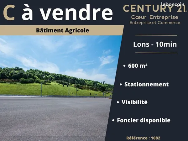 Local 648 m² LONS LE SAUNIER