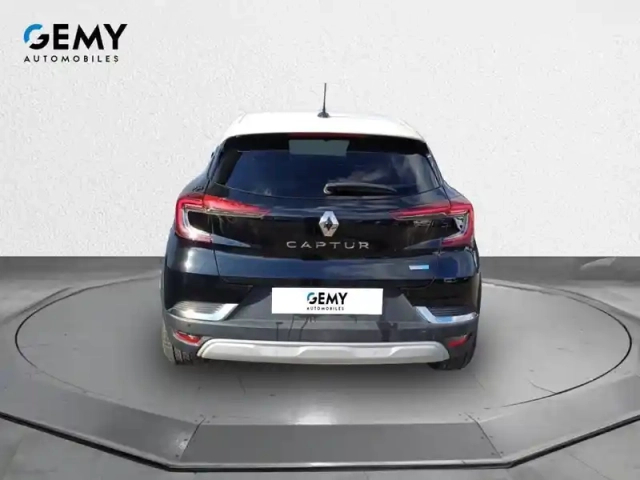 Renault Captur e-tech 145 - 21 — photo 5