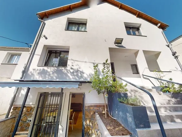 Villemomble Maison 8 pièces 230 m2