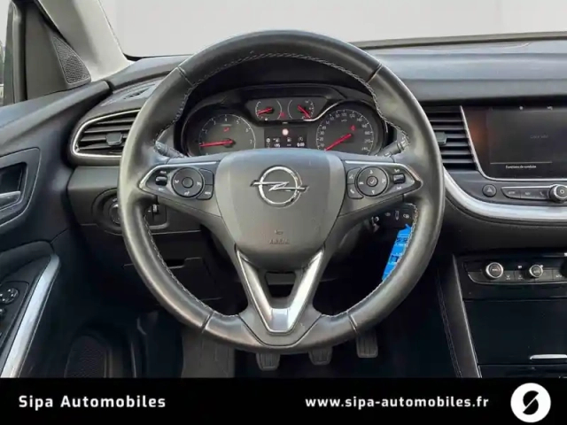 Opel Grandland X 1.2 turbo 130 ch — photo 14