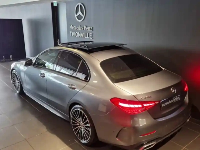 Mercedes Classe C 200 berline amg line — photo 4