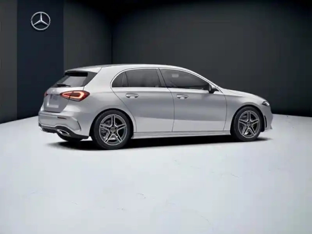 Mercedes Classe A 200 amg line — photo 20