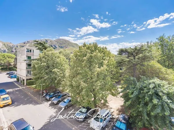 Appartement 4 pièces 84 m²