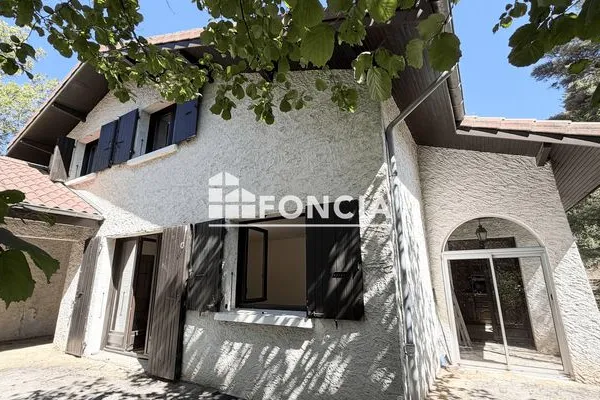 Maison 6 pièces 189 m²