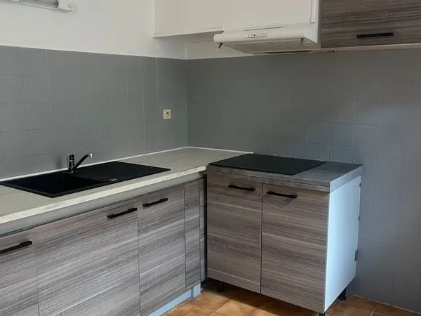Appartement T3 rénové au RDC situé dans le centre-ville de LECTOURE