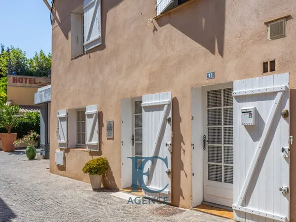 Maison de village 4 pièces dans les ruelles piétonnes au cal