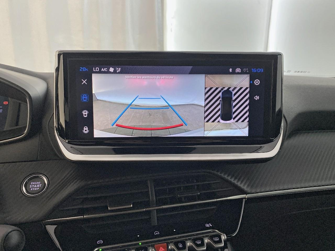 Peugeot 2008 hybrid 145 ch e-dcs6 allure — photo 15