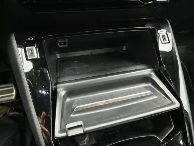 Peugeot 2008 bluehdi 130 s&amp;s eat8 — photo 52