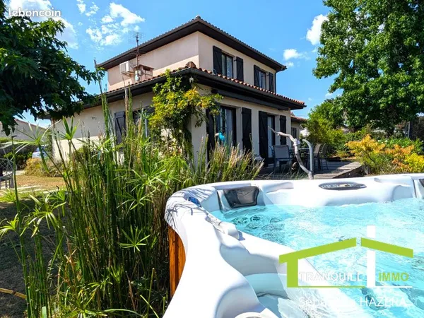 Maison familiale 7 pièces avec SPA et boulodrome ST MEDARD