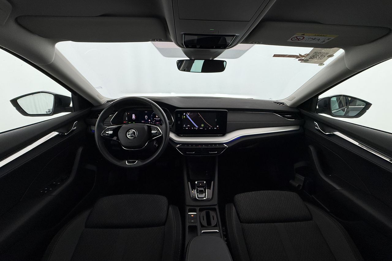 Skoda Octavia Combi — photo 12